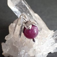 一粒チャームペンダント ルビー