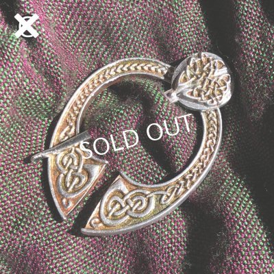 画像10: ヴァイキングのマント留め