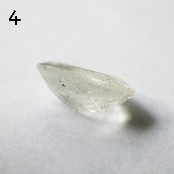 画像16: リビアングラス オーバルカットルース (16)