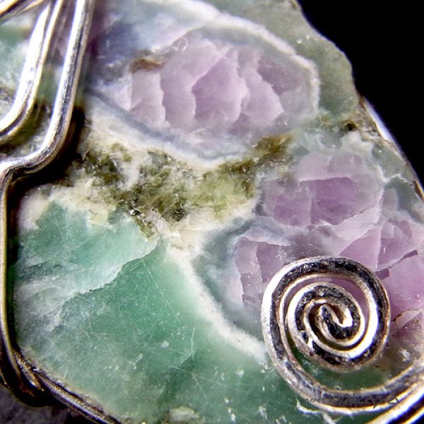 画像2: エルフのペンダント ルビーインゾイサイト (2)