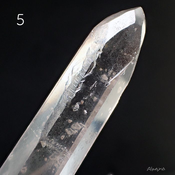 ディアマンティーナ産レーザー水晶 | 鉱石魔法道具と純銀アクセサリー白魔堂